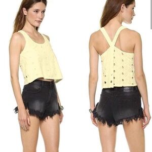 House of Harlow | Soft Yellow Eyelet Boxy Criss-Cross-Back Crop Tank Top small